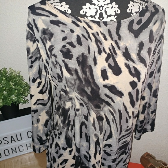 Effortless Style • animal print slip on pullover dress sheath gray career medium - Picture 4 of 16